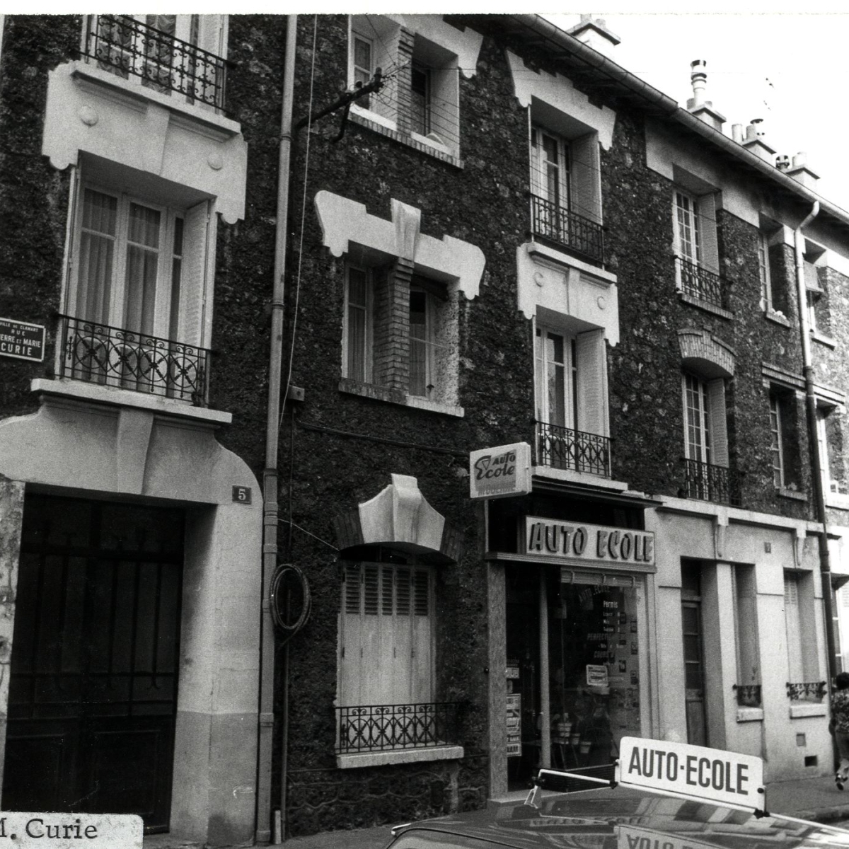 Rue Pierre et Marie Curie VILLE DE CLAMART Rue Pierre et Marie Curie VILLE DE CLAMART